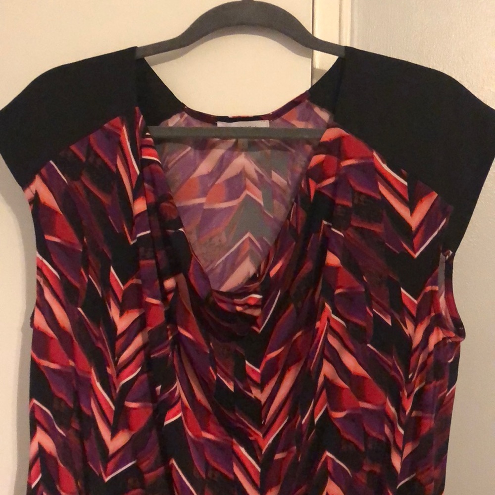 Multi-colored short sleeve blouse
